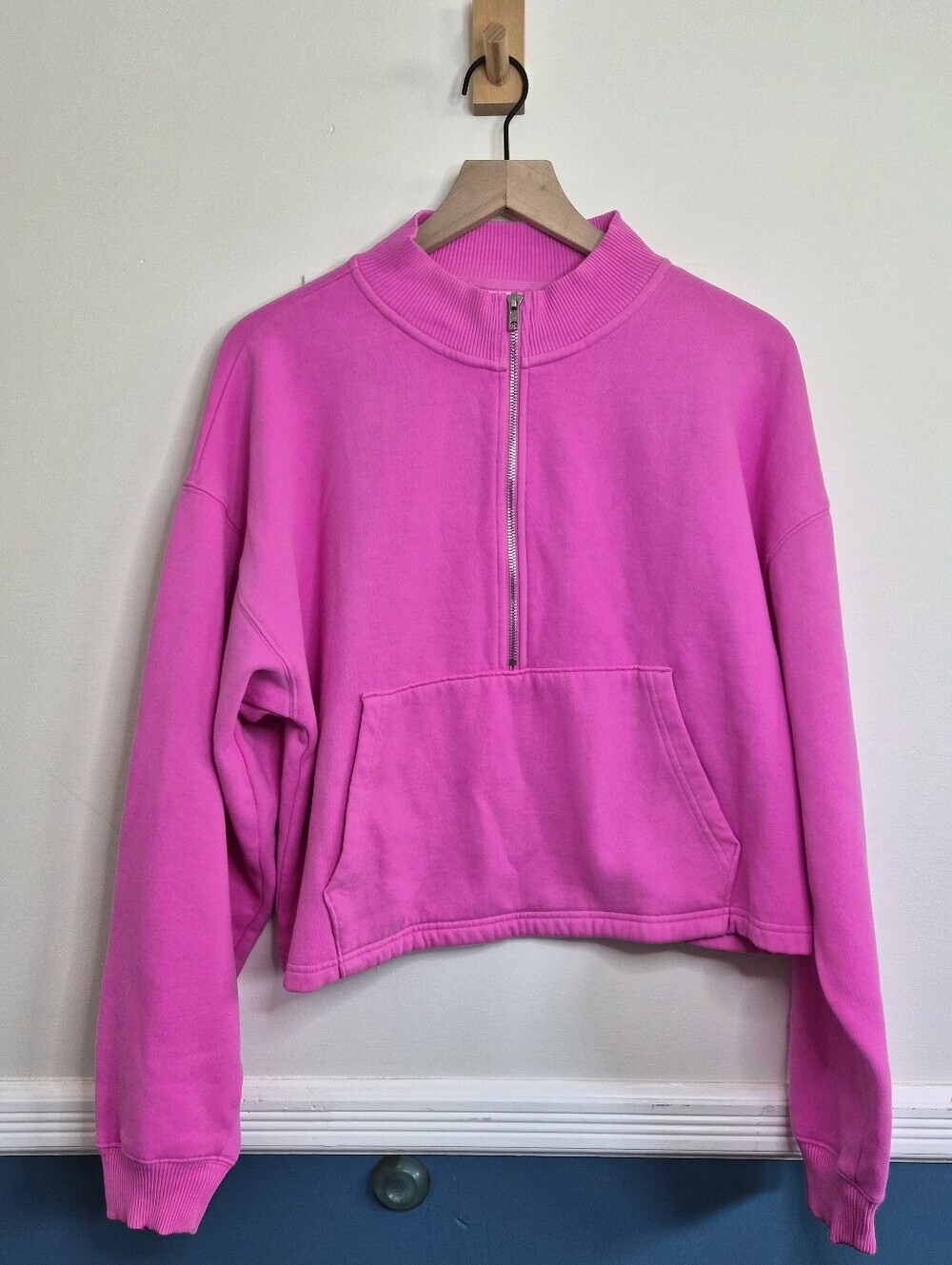 PINK Victorias Secret Hot Pink Cropped Quarter Zip Pullover Sweatshirt Large NWT - Picture 3 of 15